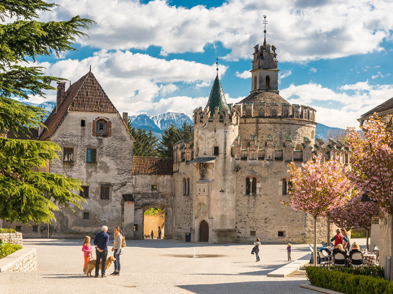 Neustift im Frühling - Hotel Sun