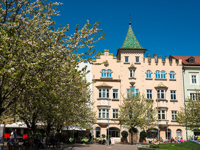 Stadt Brixen im Frühling - Hotel Sun