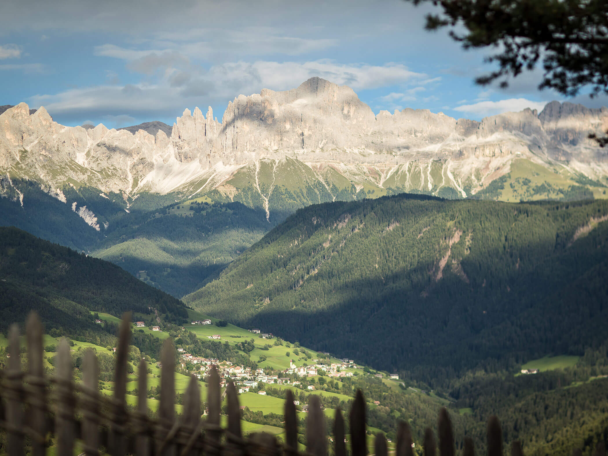 View into the valley - Hotel Sun